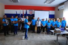 IMG 3650c068ad56c6279641e6e1f4fee73c V